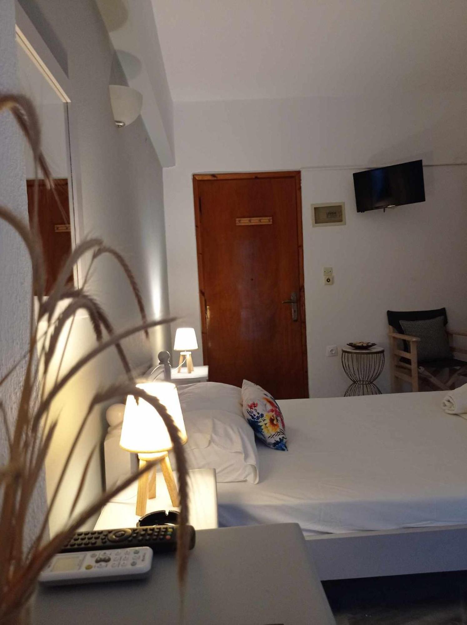 Kantouni Guest House By The Sea Bací Kültér fotó