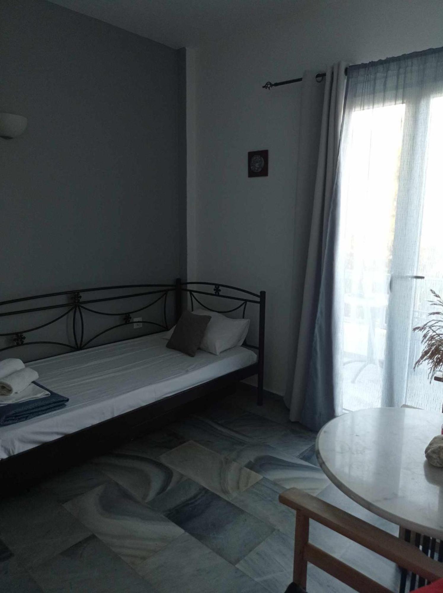 Kantouni Guest House By The Sea Bací Kültér fotó